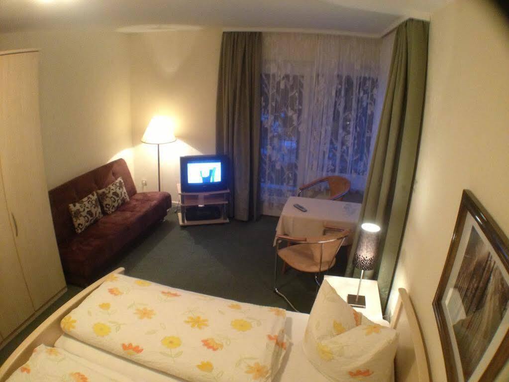 Primum Hotel בראונלאגה מראה חיצוני תמונה